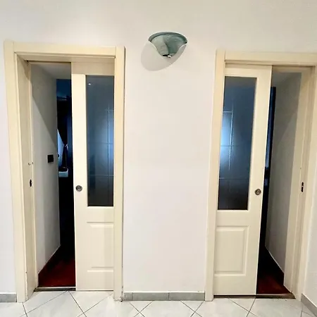Zar 3 Apartment Trieste
